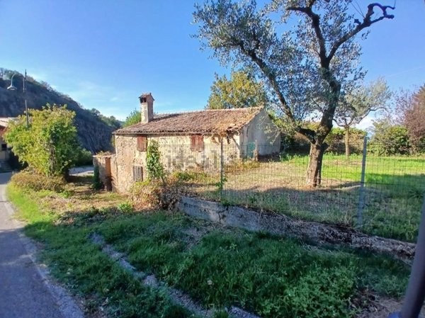 casale in vendita a Teolo in zona Castelnuovo
