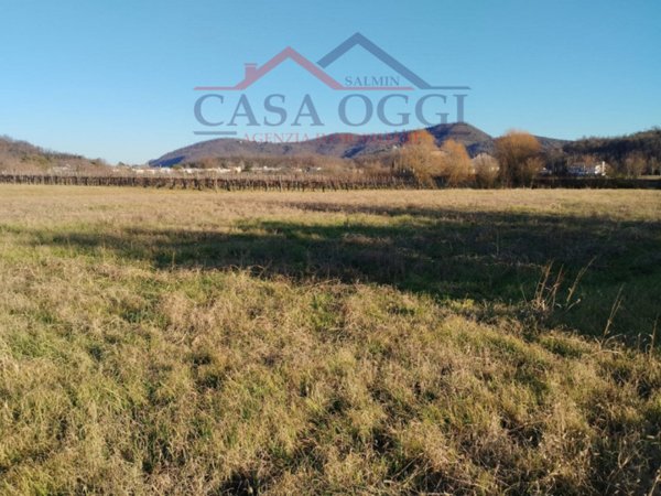 terreno in vendita a Teolo in zona Treponti