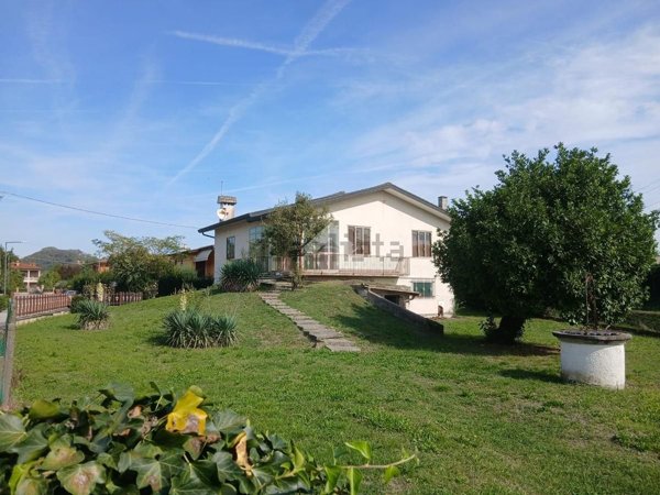 casa indipendente in vendita a Teolo in zona Treponti