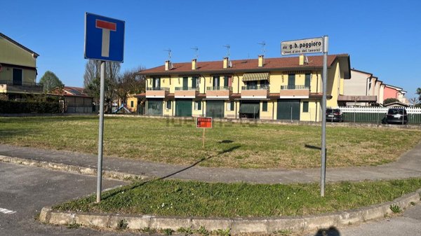 terreno edificabile in vendita a Terrassa Padovana in zona Arzercavalli