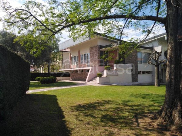 casa indipendente in vendita a Tombolo