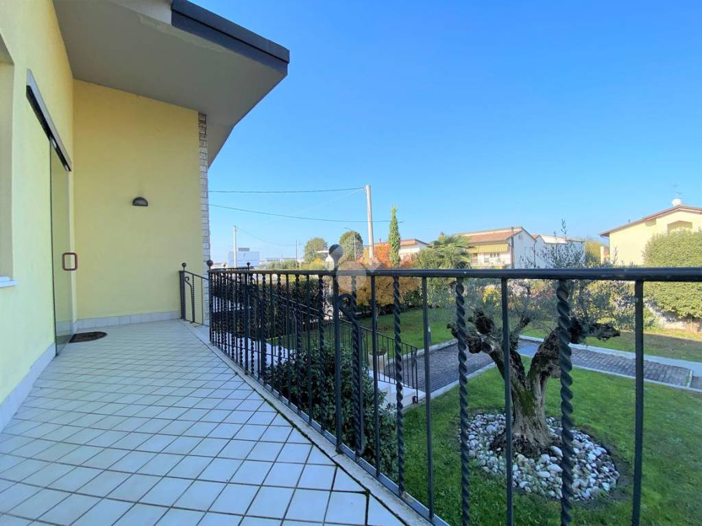 casa indipendente in vendita a Tombolo