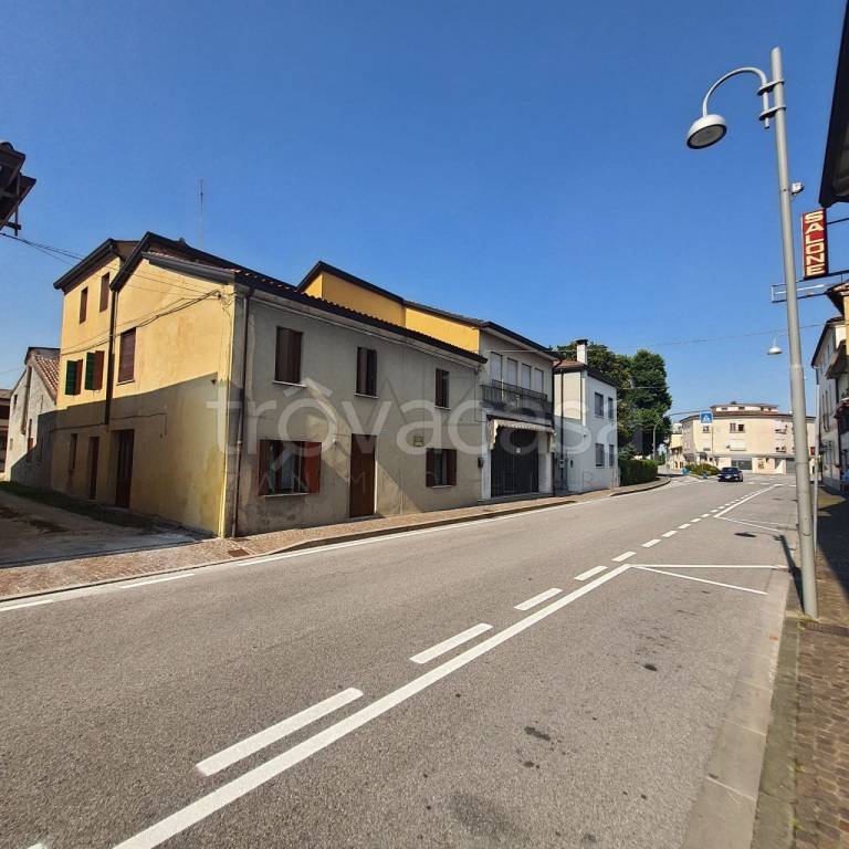 casa indipendente in vendita a Tombolo