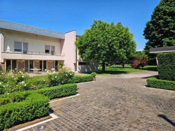 casa indipendente in vendita a Tombolo