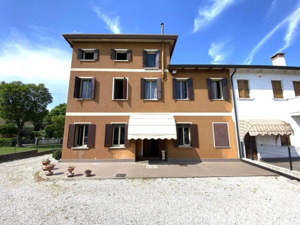 casa indipendente in vendita a Tombolo
