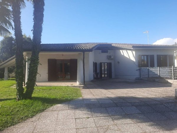 casa indipendente in vendita a Tombolo