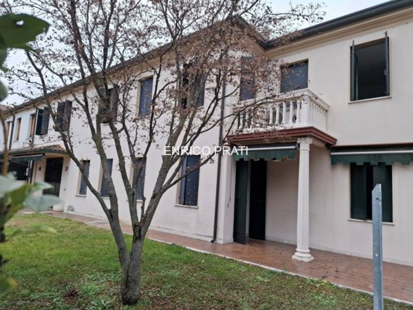 casa indipendente in vendita a Tombolo