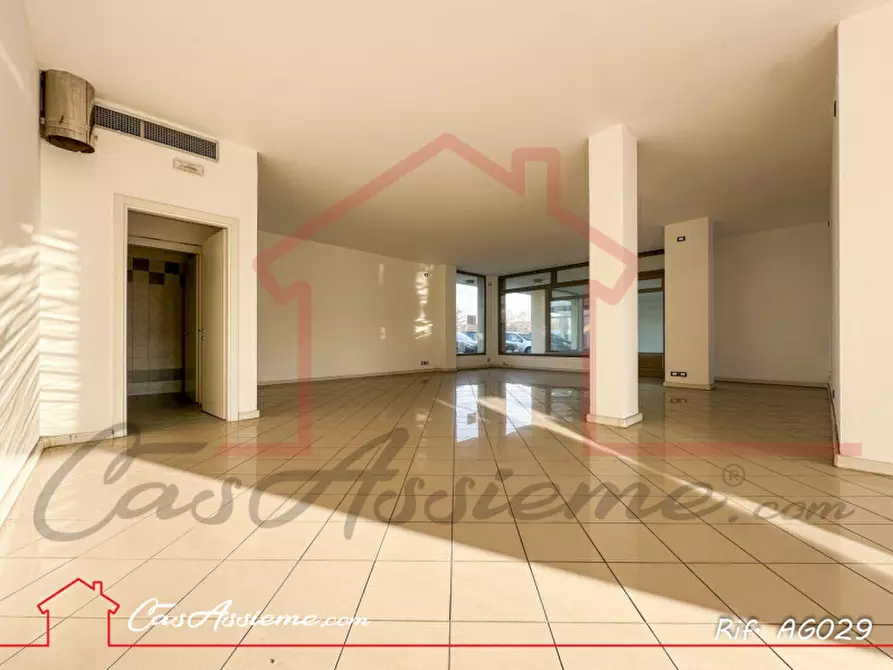 negozio in vendita a Tombolo