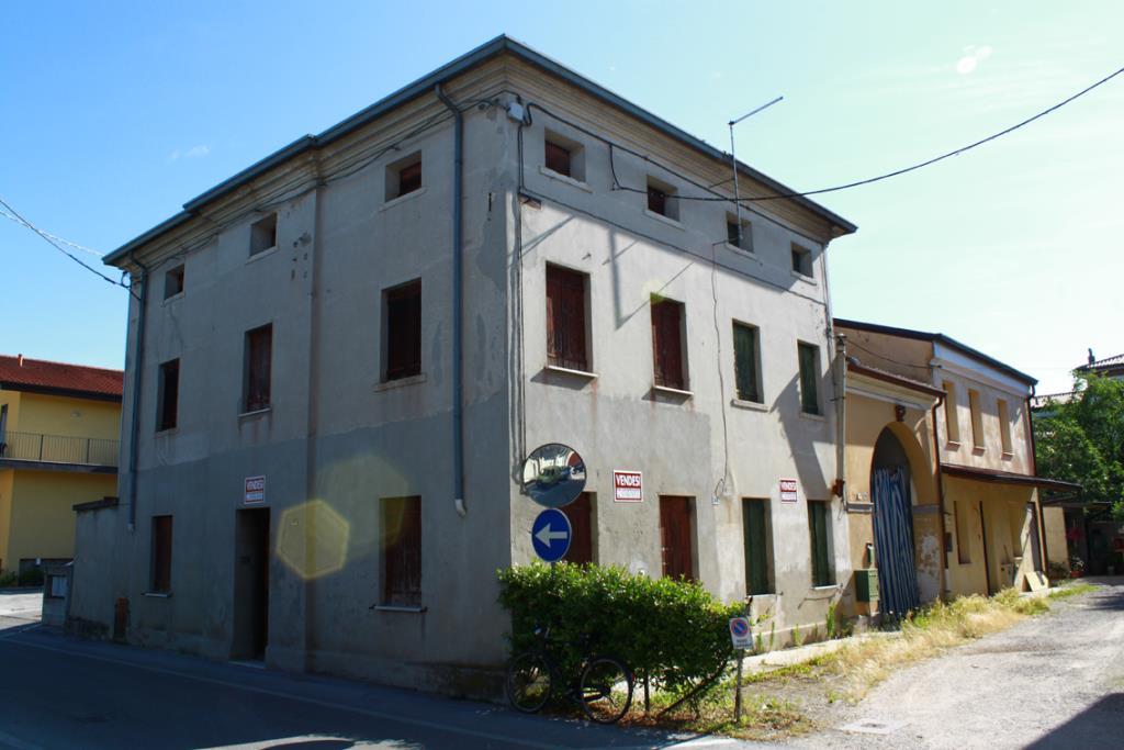 casa indipendente in vendita a Tombolo