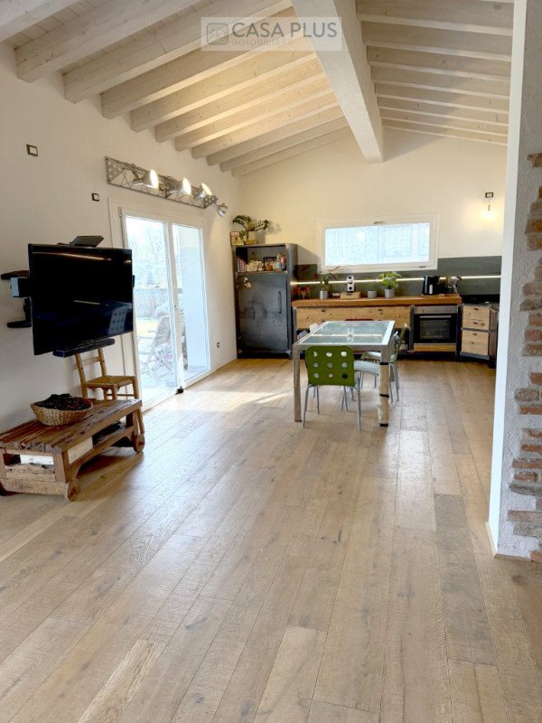 casa indipendente in vendita a Tombolo