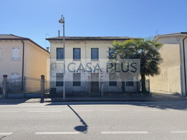 casa indipendente in vendita a Tombolo
