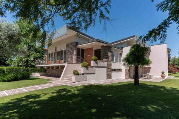 casa indipendente in vendita a Tombolo
