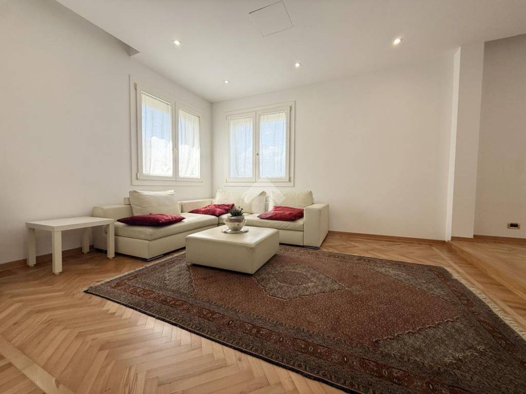 casa indipendente in vendita a Tombolo