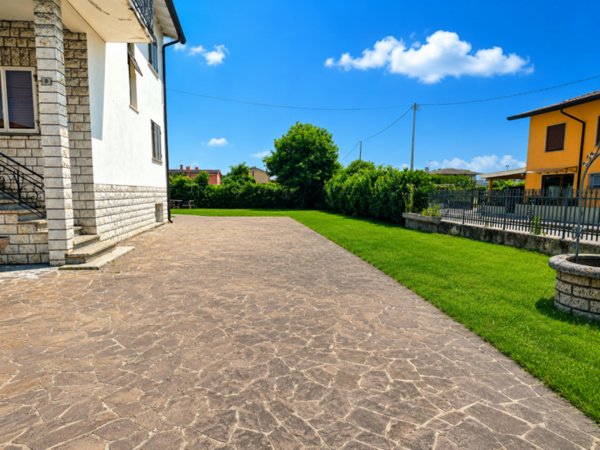 casa indipendente in vendita a Tombolo