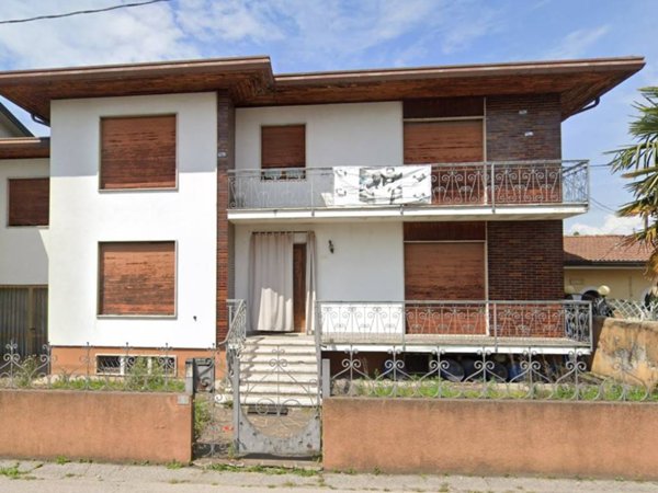casa indipendente in vendita a Tombolo