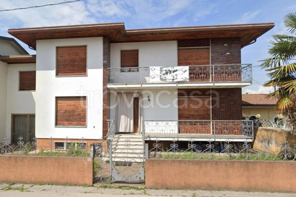 casa indipendente in vendita a Tombolo