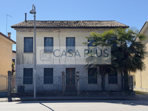 casa indipendente in vendita a Tombolo