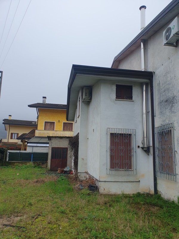 appartamento in vendita a Torreglia