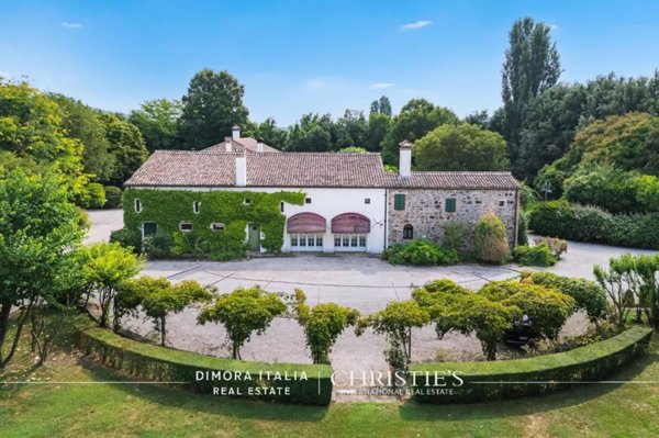 casa indipendente in vendita a Torreglia