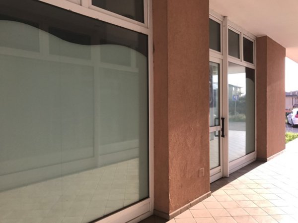 negozio in vendita a Torreglia