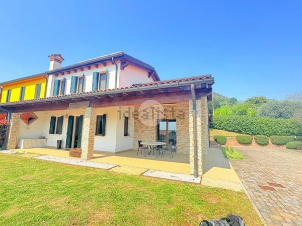 casa indipendente in vendita a Torreglia