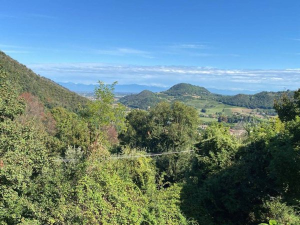 casa indipendente in vendita a Torreglia