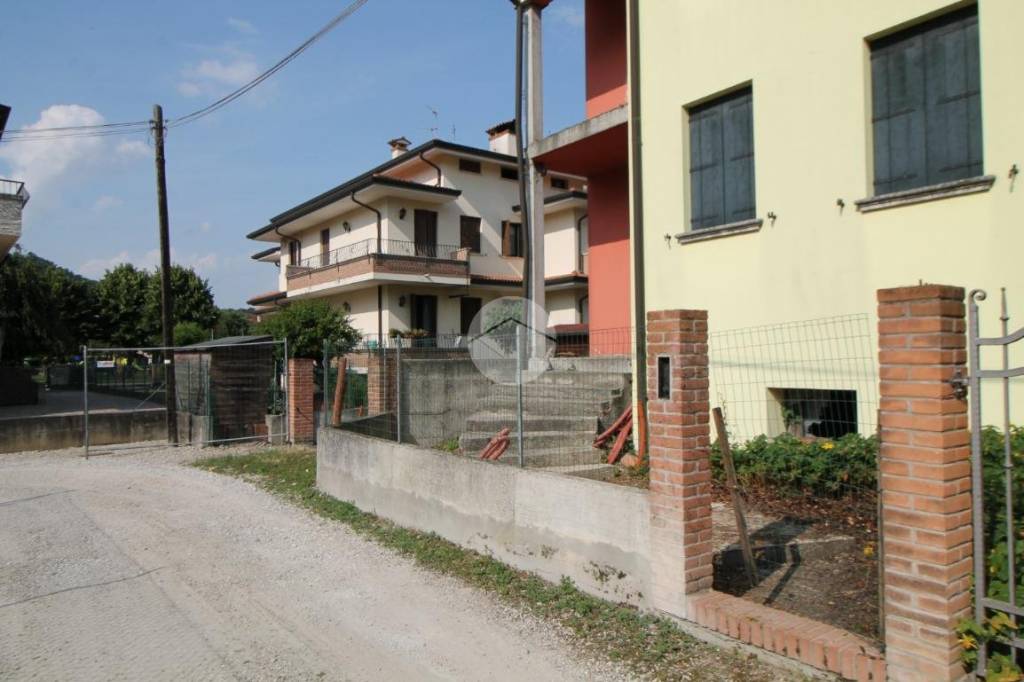 casa indipendente in vendita a Torreglia