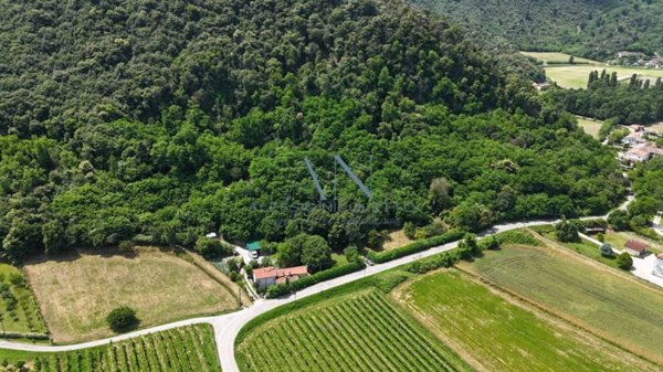 villa in vendita a Torreglia