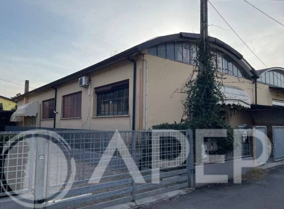 locale commerciale in vendita a Torreglia in zona San Daniele