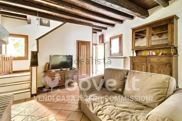 casa indipendente in vendita a Torreglia