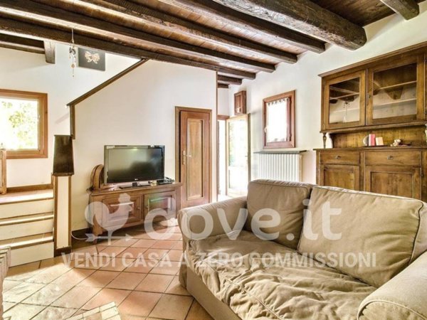 casa indipendente in vendita a Torreglia