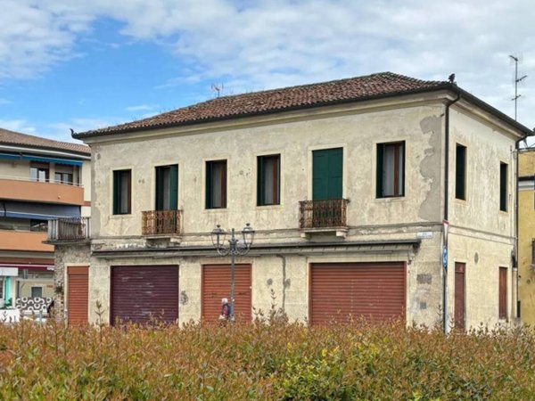 casa indipendente in vendita a Torreglia