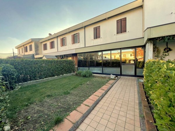 casa indipendente in vendita a Torreglia