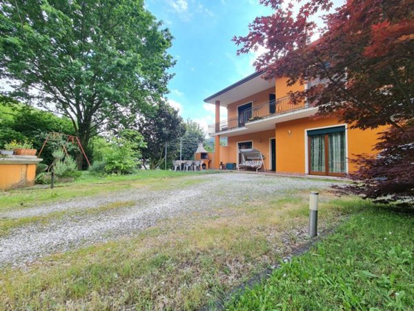 casa indipendente in vendita a Torreglia in zona Luvigliano