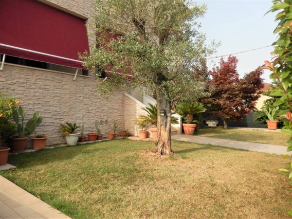 casa indipendente in vendita a Torreglia in zona San Daniele