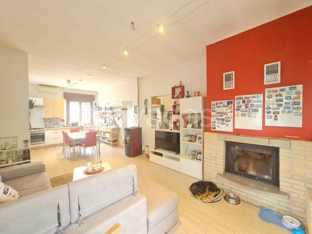 casa indipendente in vendita a Torreglia in zona Luvigliano