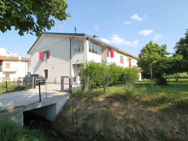 appartamento in vendita a Torreglia in zona Luvigliano