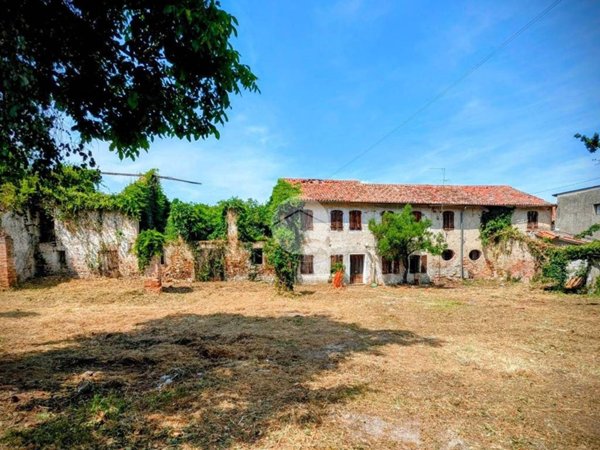 casa indipendente in vendita a Torreglia