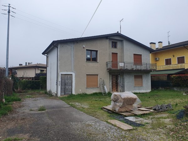 appartamento in vendita a Torreglia