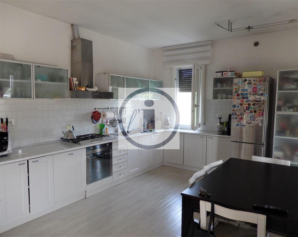 casa indipendente in vendita a Torreglia