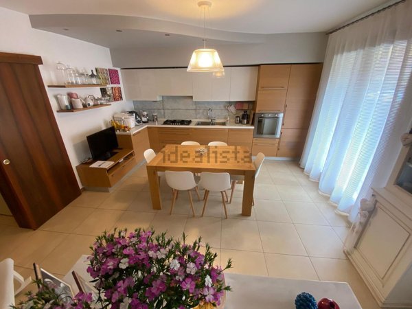 casa indipendente in vendita a Torreglia