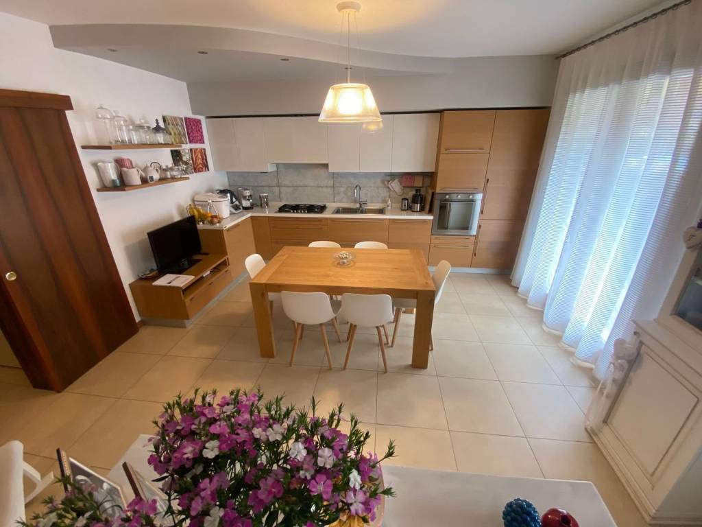 casa indipendente in vendita a Torreglia