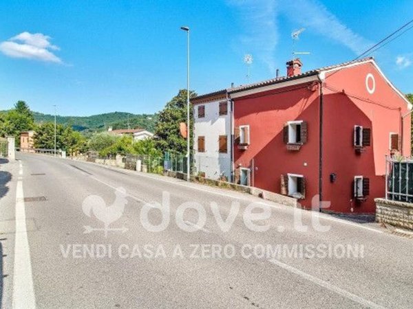 casa indipendente in vendita a Torreglia in zona Luvigliano