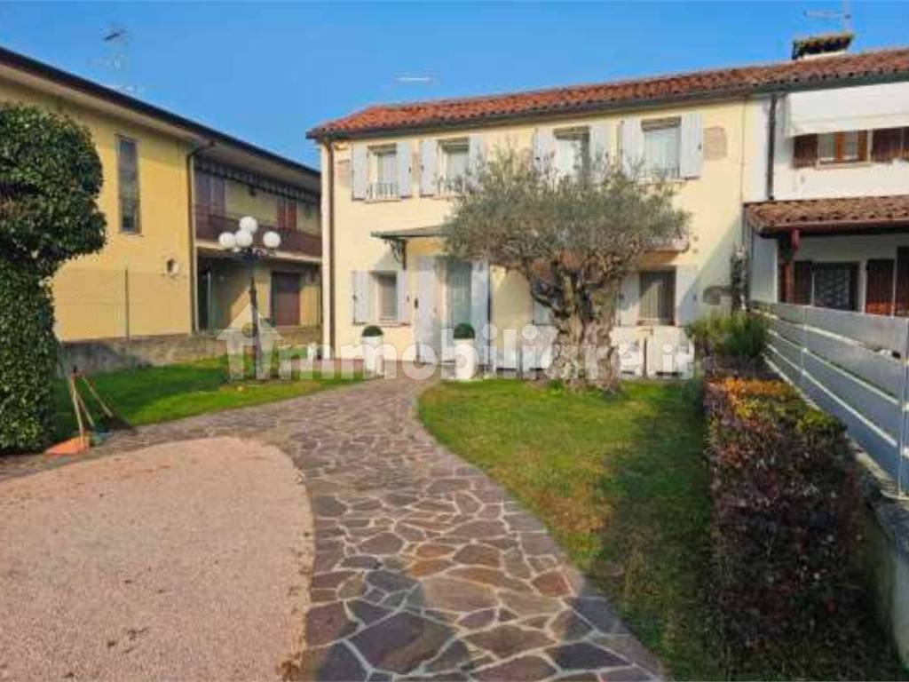 casa indipendente in vendita a Torreglia
