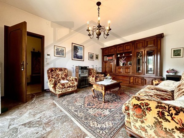 casa indipendente in vendita a Torreglia
