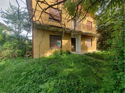 casa indipendente in vendita a Torreglia