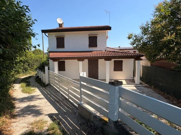 casa indipendente in vendita a Torreglia in zona San Daniele