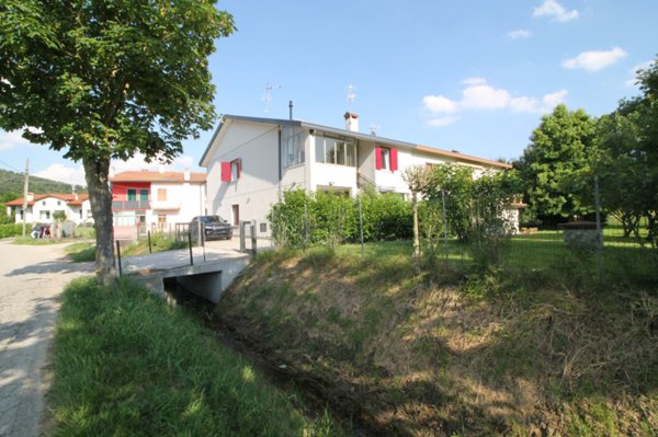 appartamento in vendita a Torreglia in zona Luvigliano