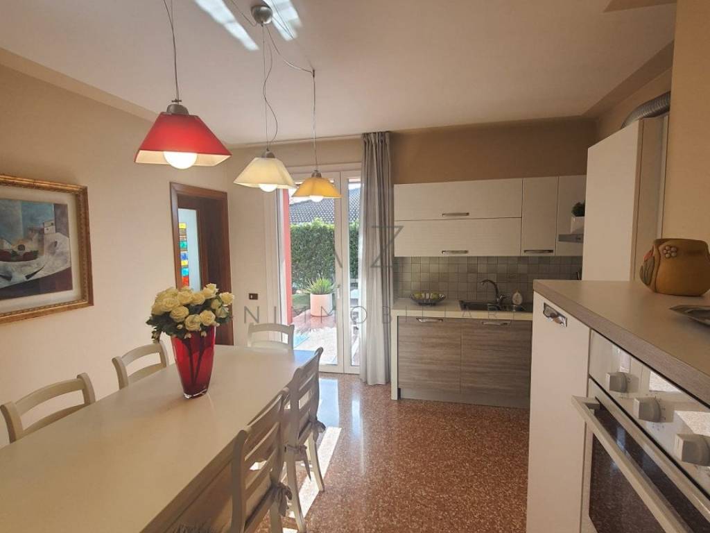 casa indipendente in vendita a Trebaseleghe in zona Fossalta