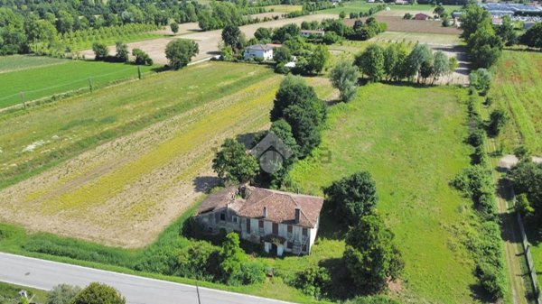 casa indipendente in vendita a Trebaseleghe in zona Silvelle